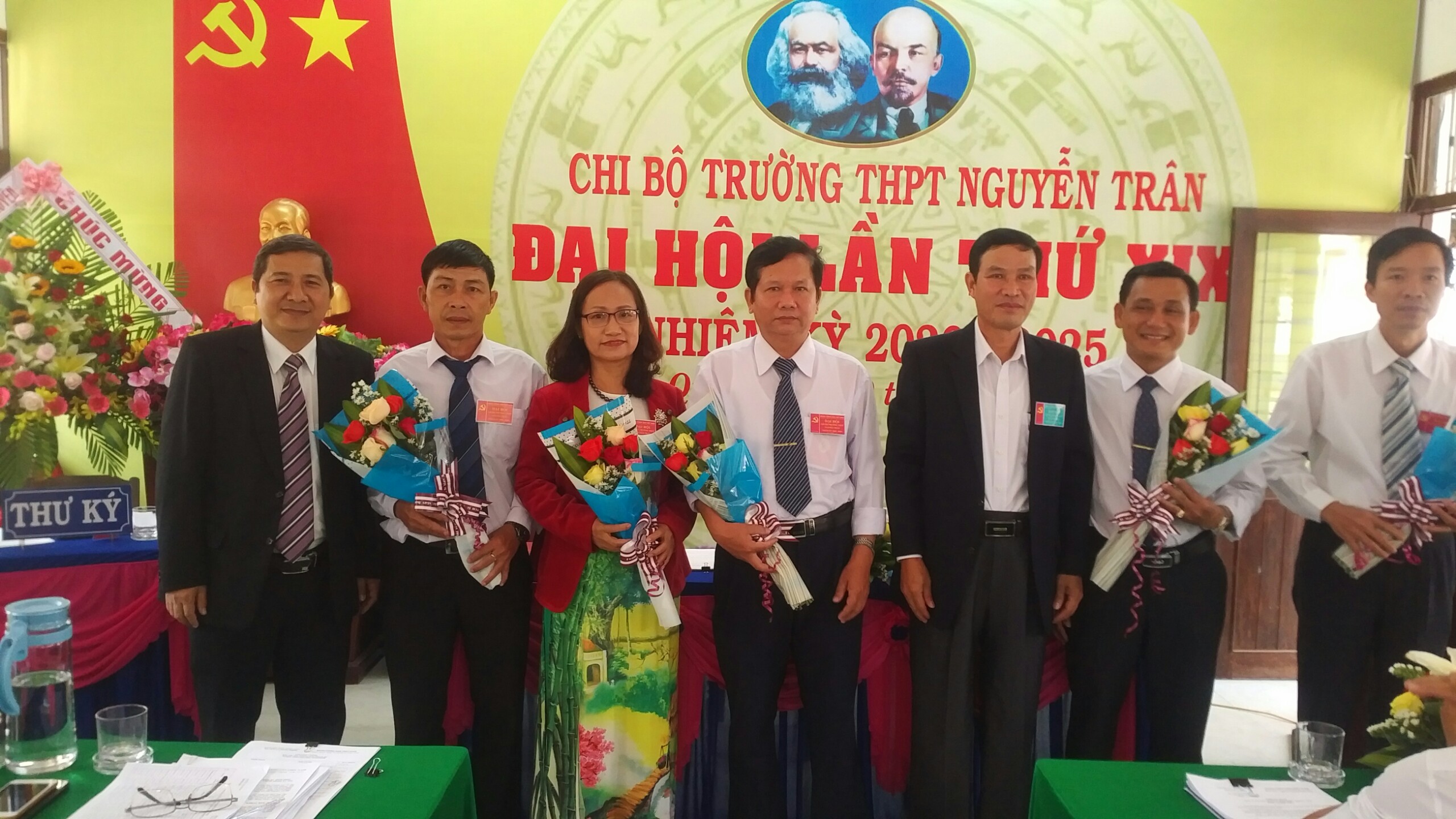 ĐẠI HỘI CHI BỘ NHIỆM KỲ 2020-2025